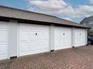 Photo 18- click for photo gallery